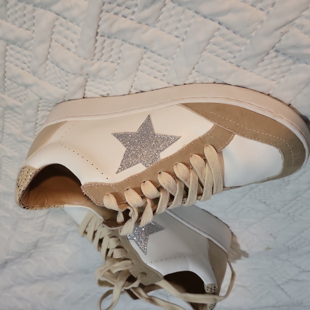 Shoes - Picture 2 of 3